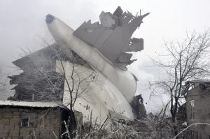 37 οι νεκροί από αεροσκάφος που συνετρίβη