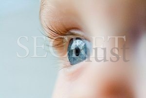 Όλα τα μωρά γεννιούνται με μπλε μάτια; Ξέρετε γιατί;