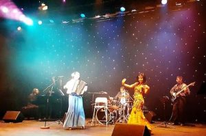 Εκπληκτική η συναυλία της Ζωής Τηγανούρια στο Λονδίνο 